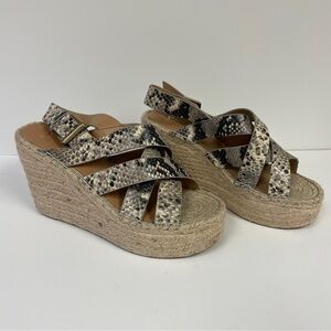 Marc Fisher Snake Alenni Wedge 9